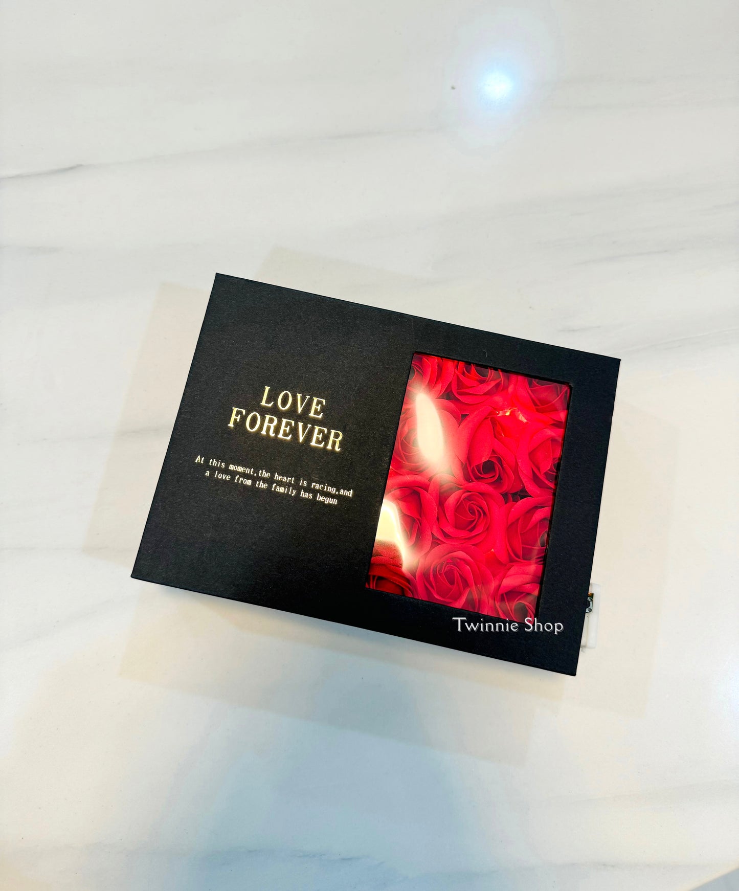 FWB | Red rose photo name box