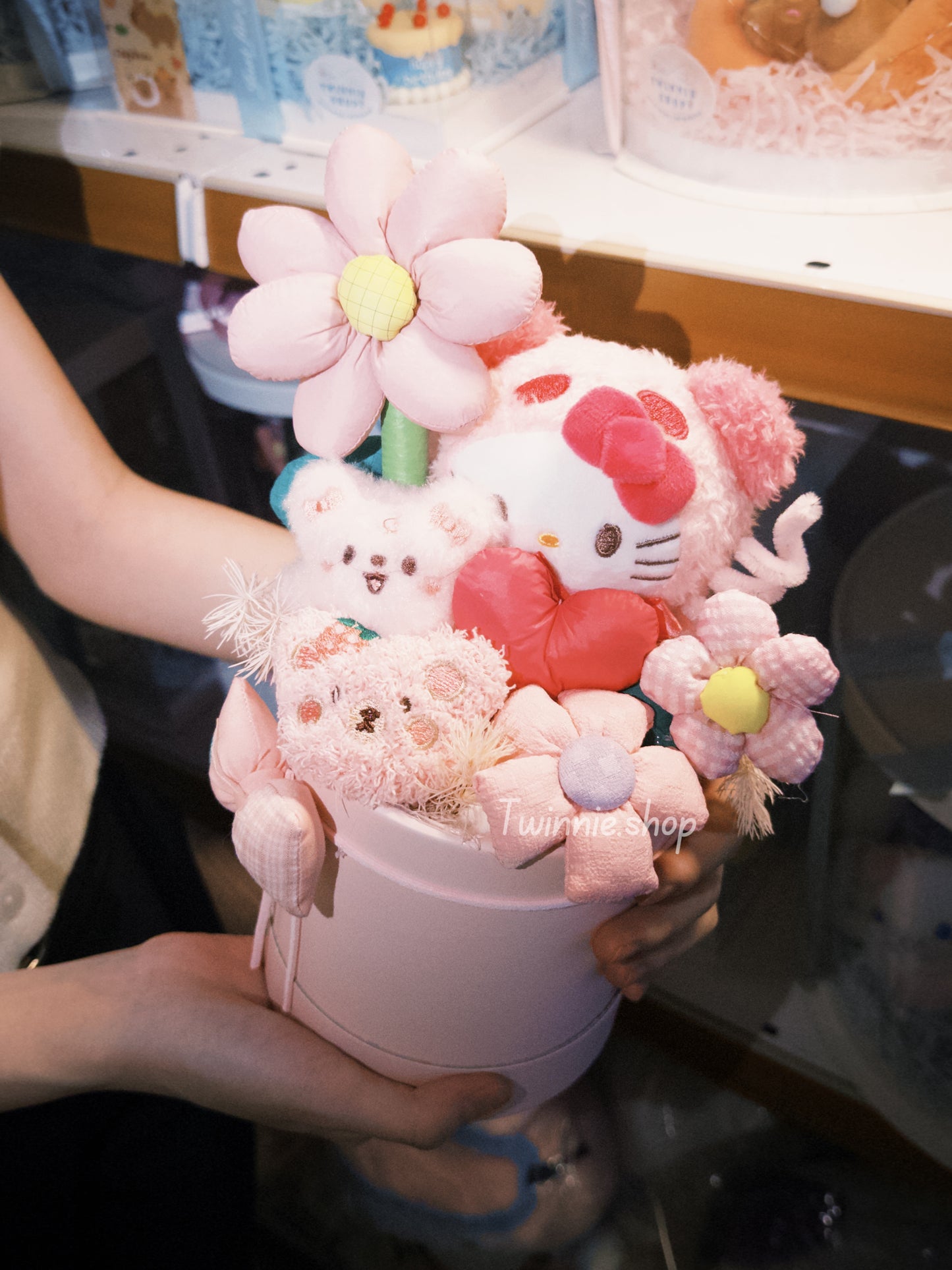 FW | Kitty flower bunch