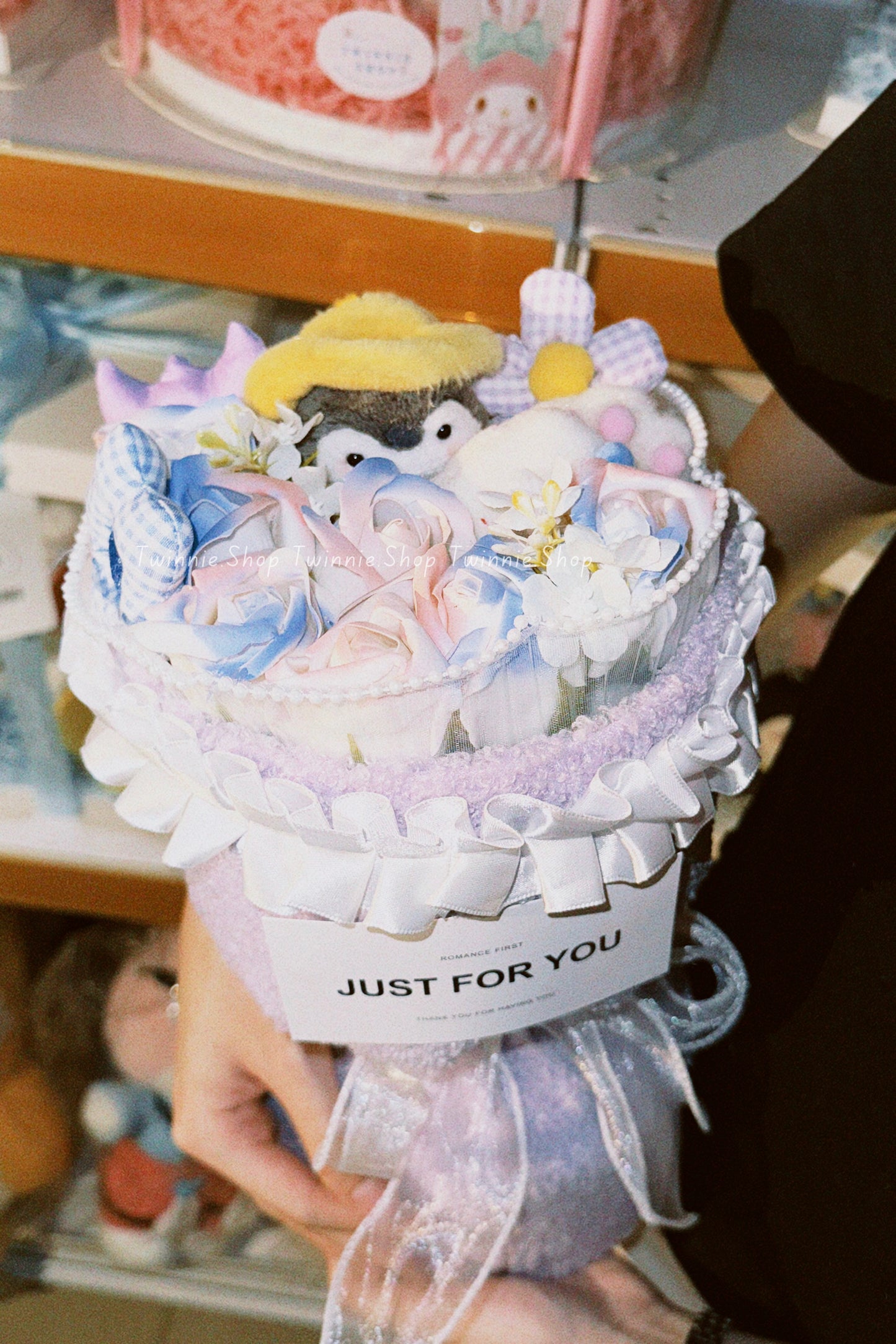 FW | Penguin flower bunch