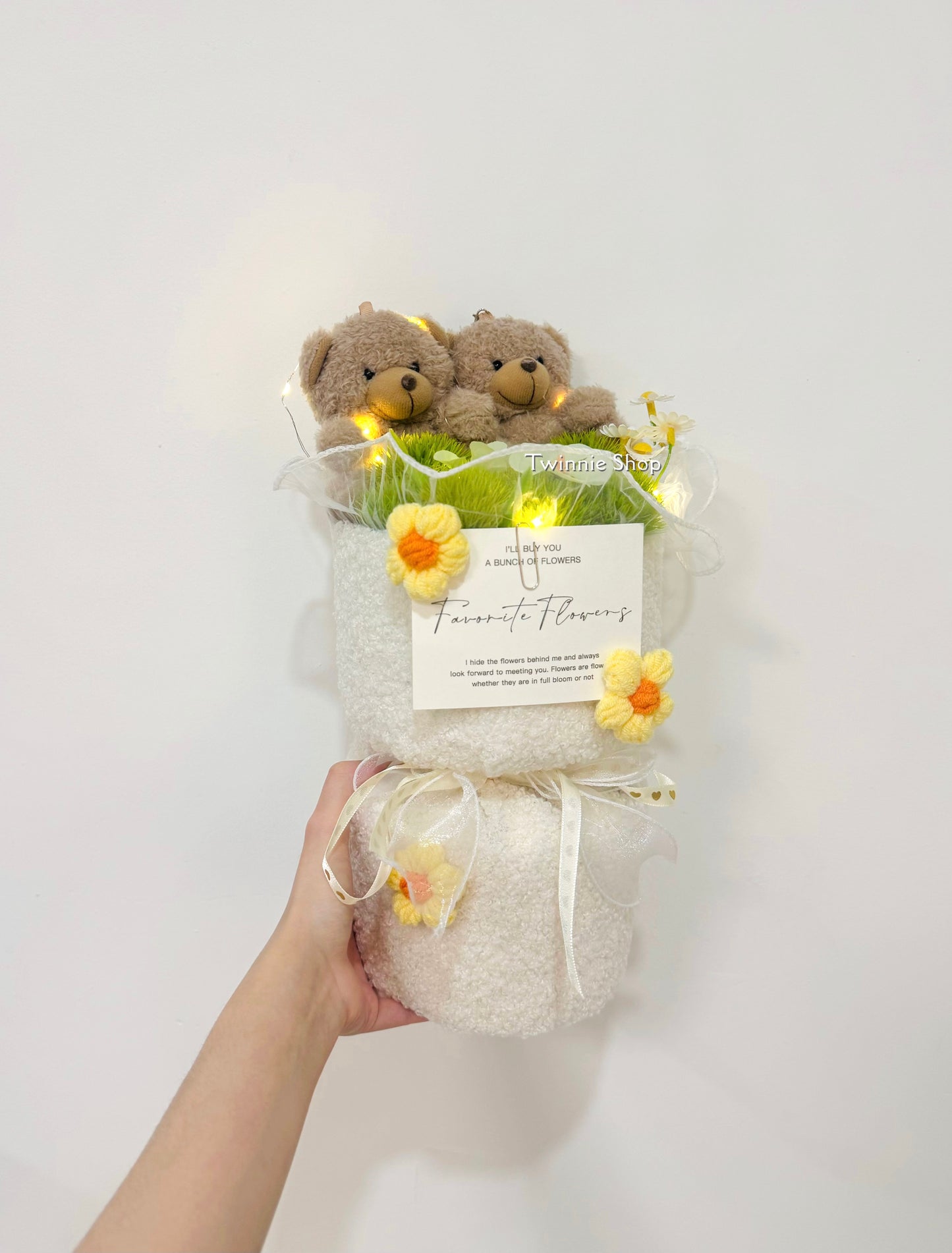 FC | Brown Bear flower bunch