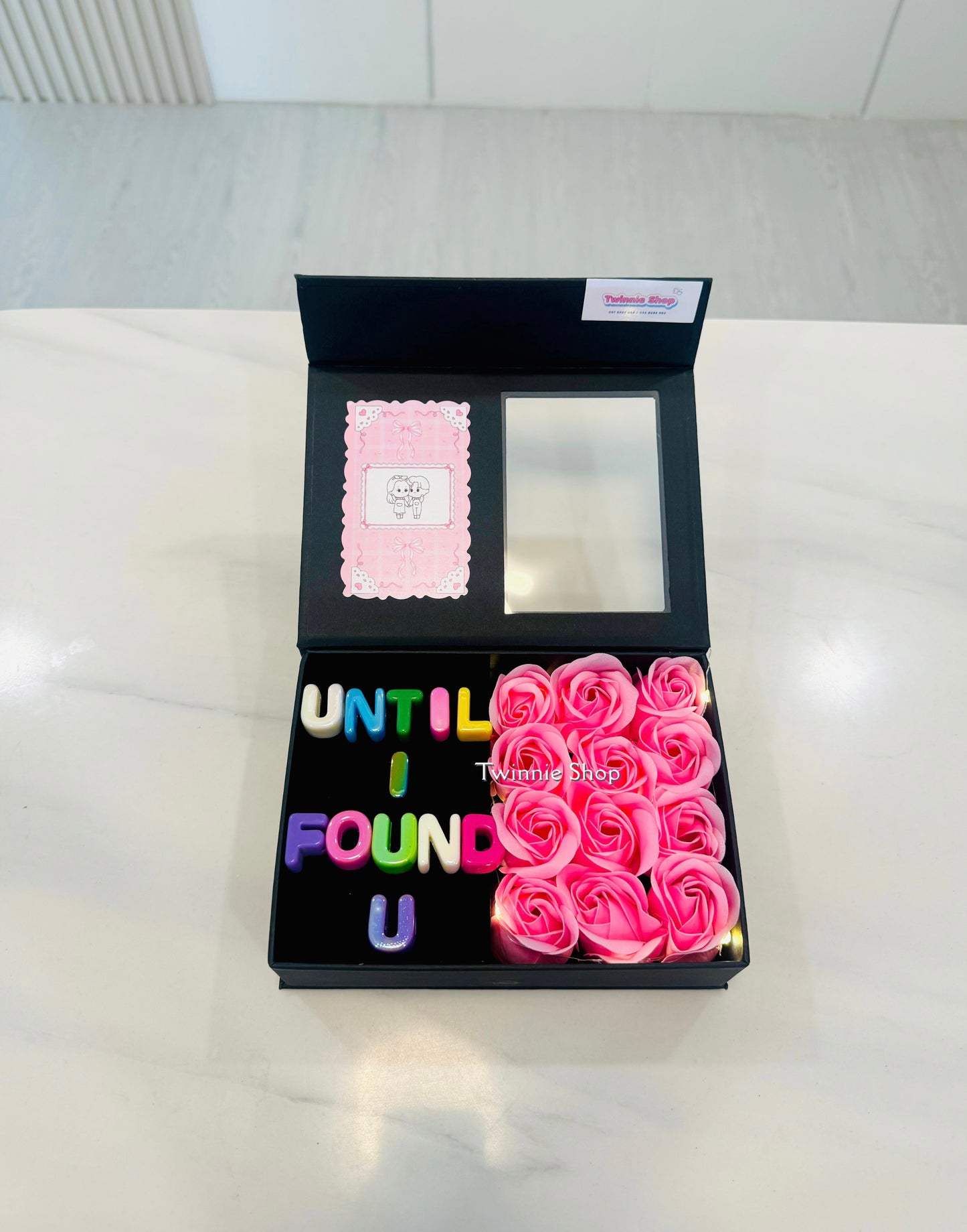 FWB | Pink rose phot name gift box
