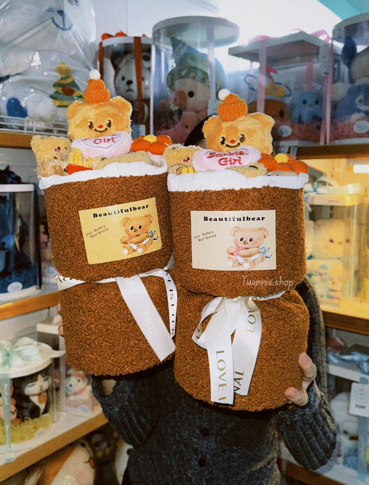 FW | Butterbear flower bunch