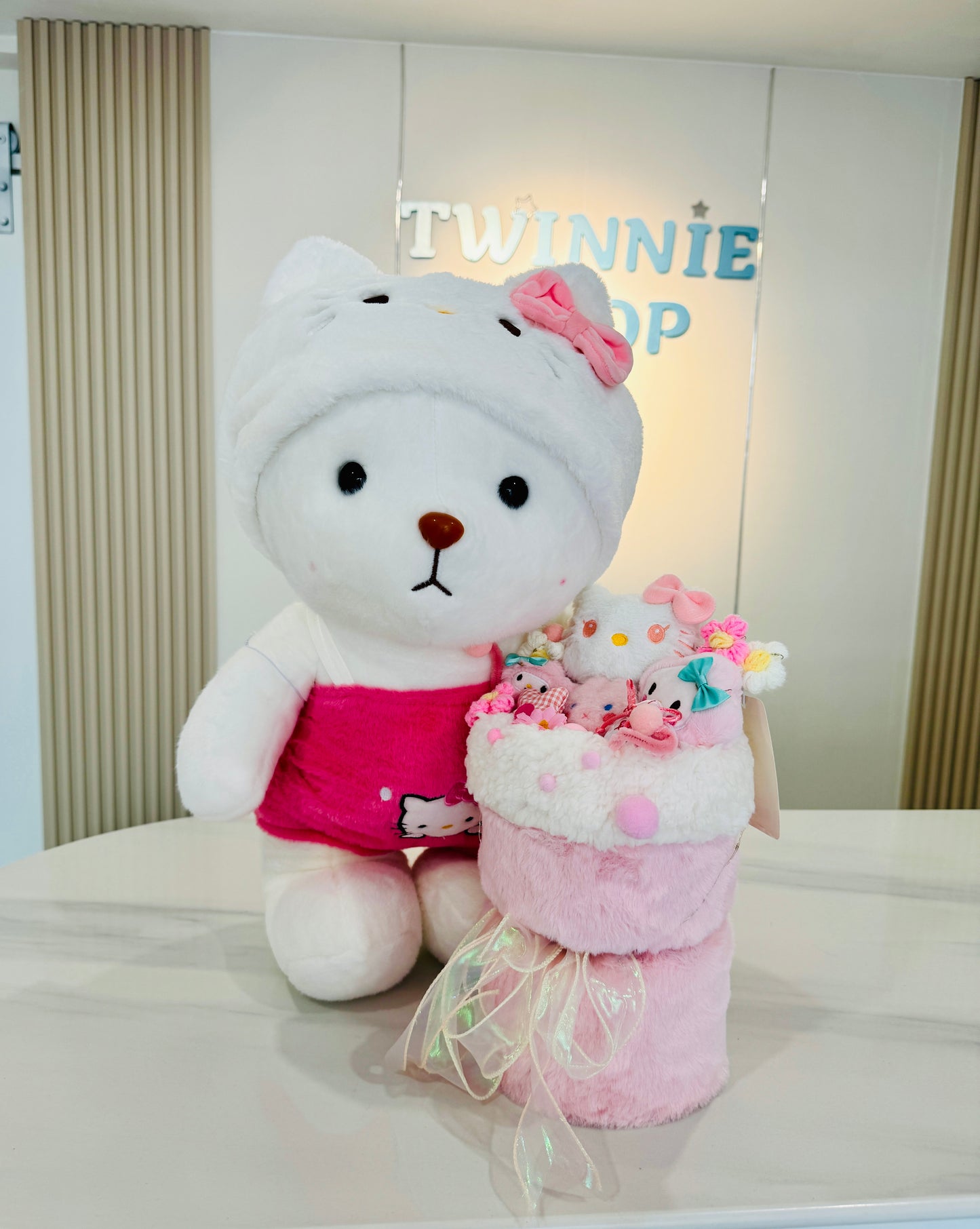 FWTD | Pink bear flower bunch