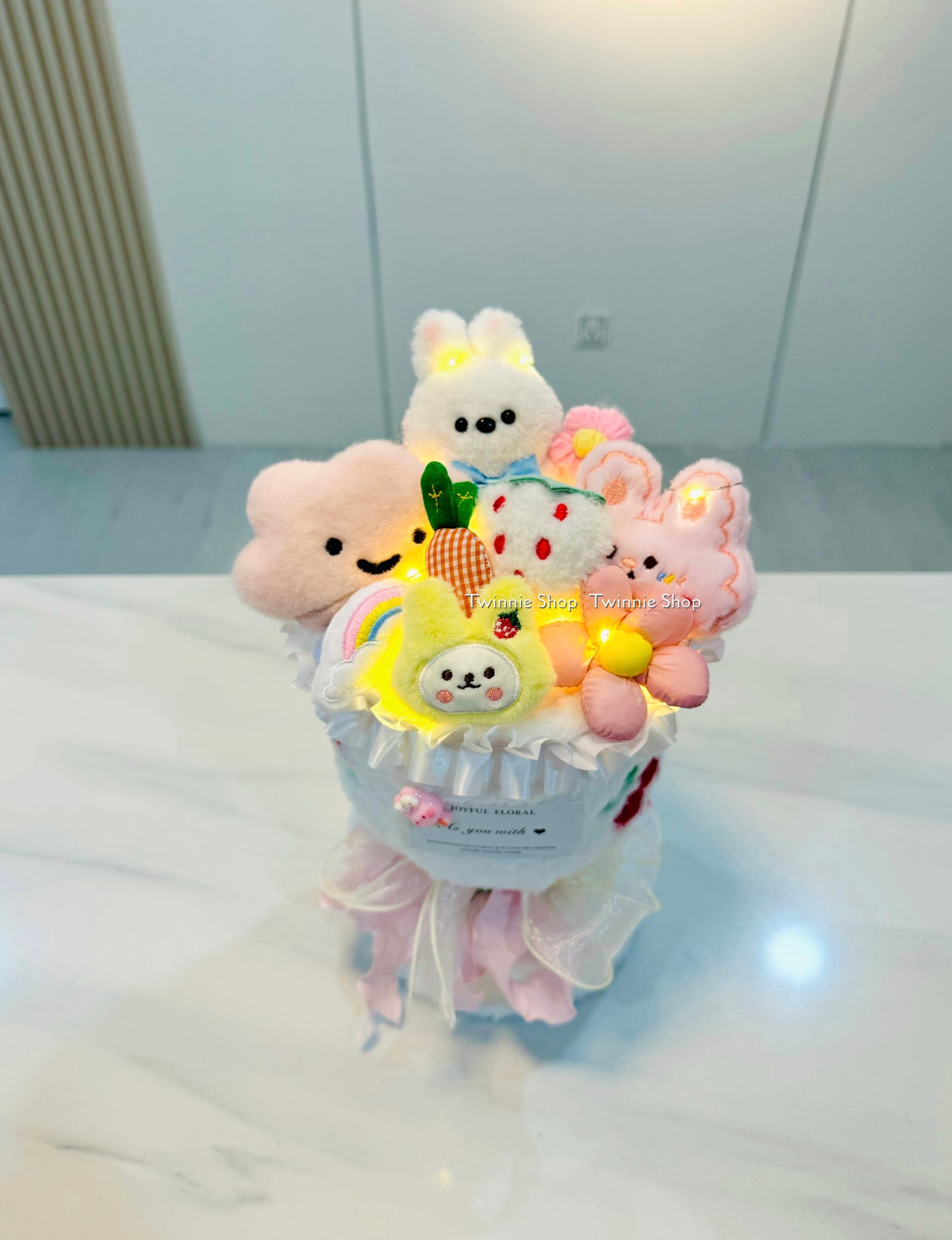 FW | White pink bunny bunch