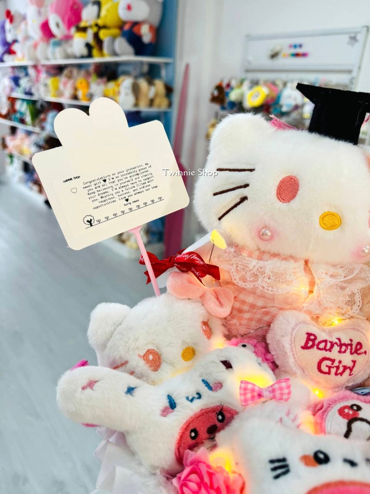 GRAFC | Kitty graduate flower bunch