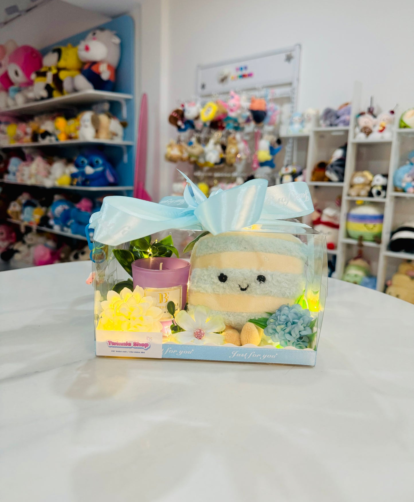 CD | Cake keychain candle set