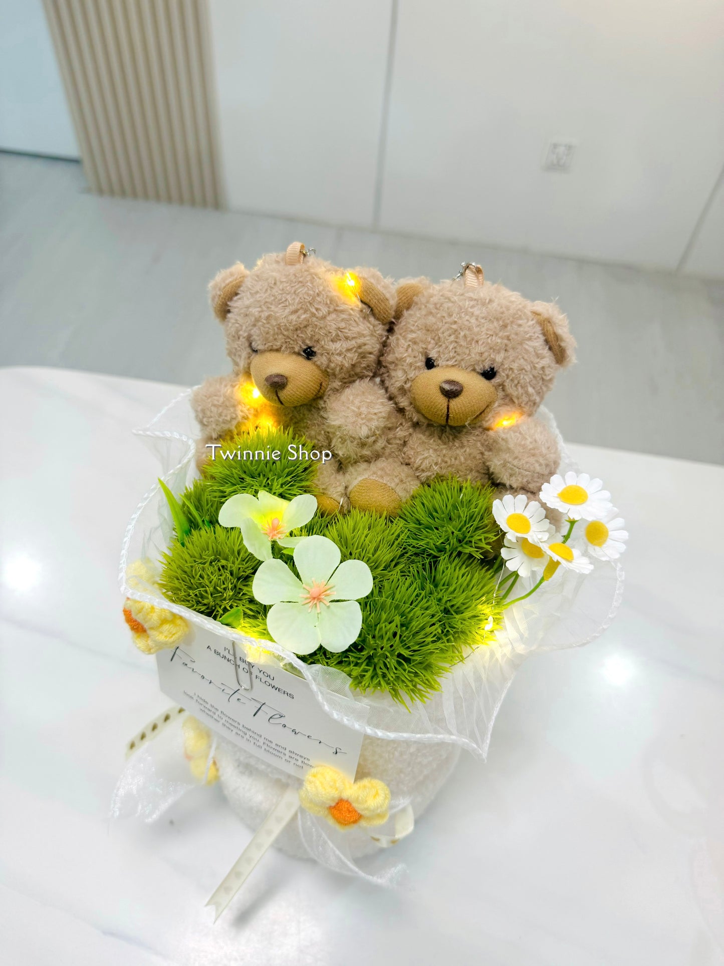 FC | Brown Bear flower bunch