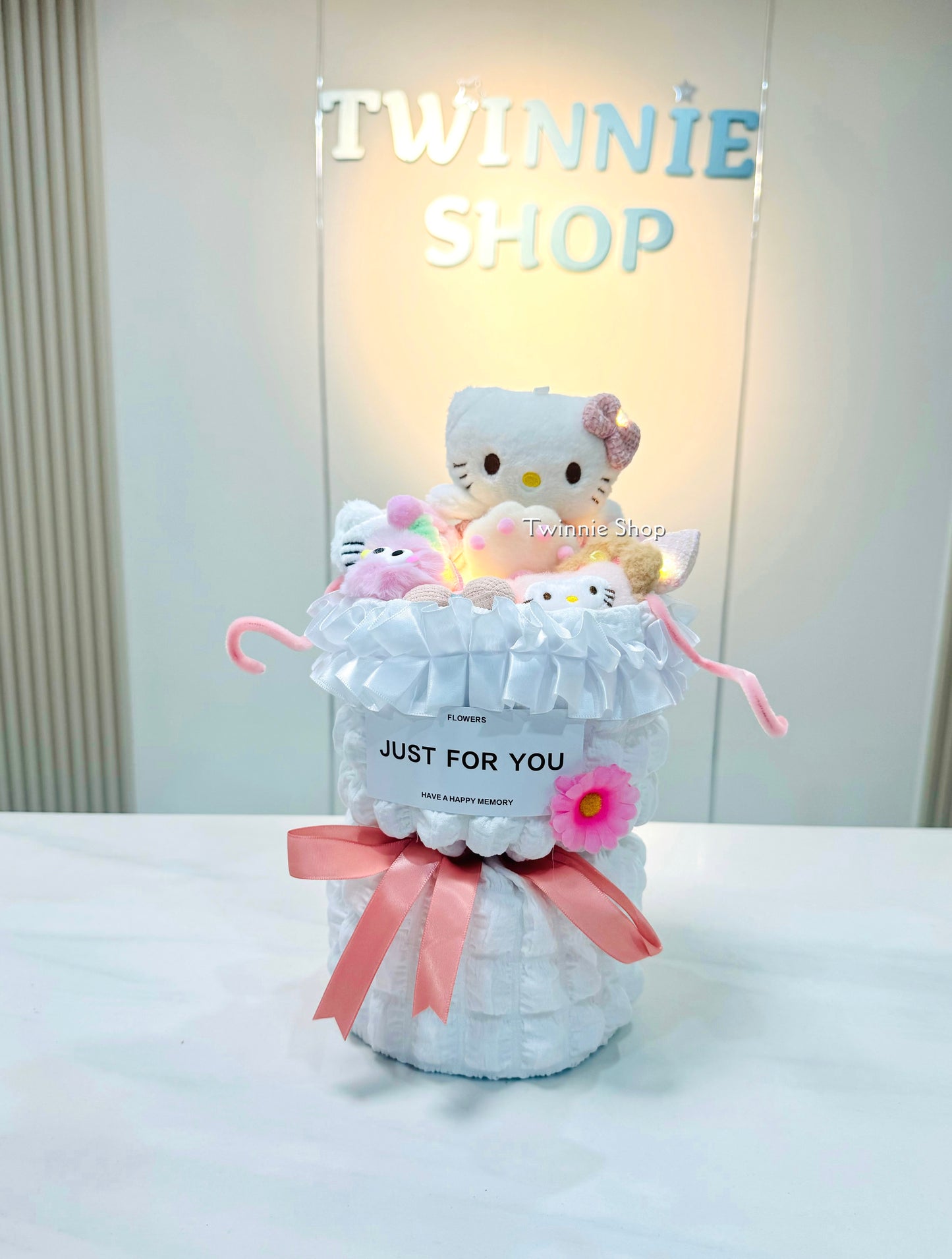 FC | Hello kitty flower bunch