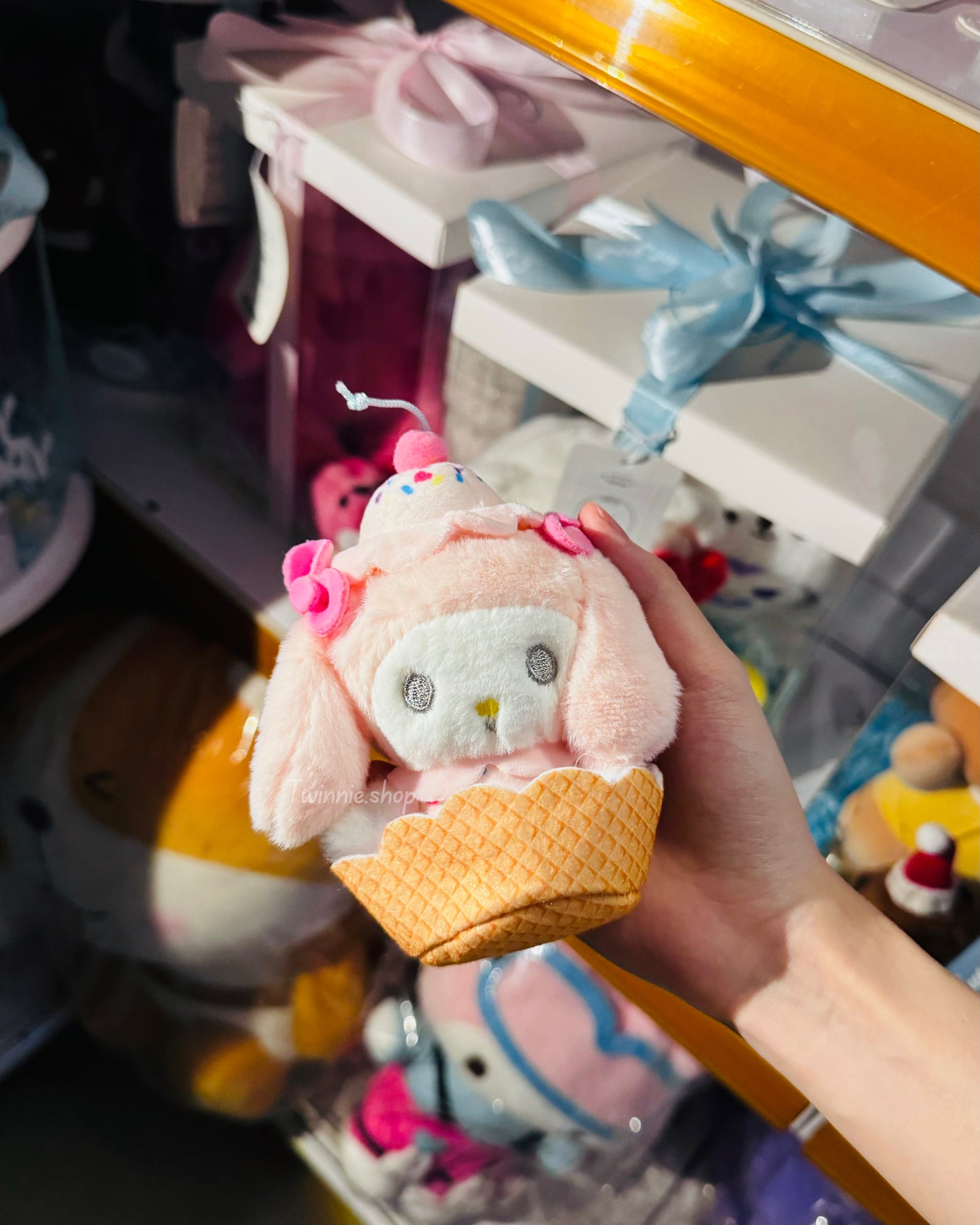 KEY | Sanrio ice cream keychain