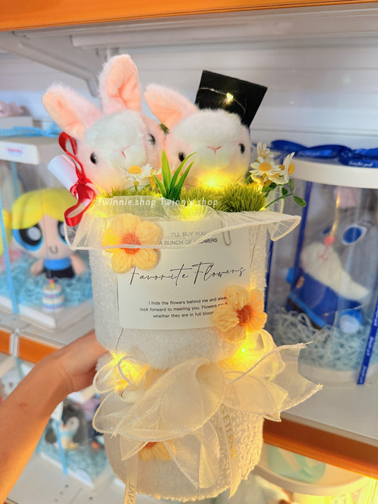 FW | Graduate rabbit flower bunch