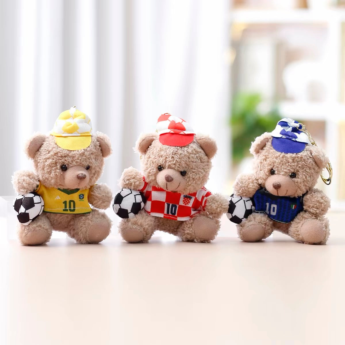 Mg | Football bear keychain
