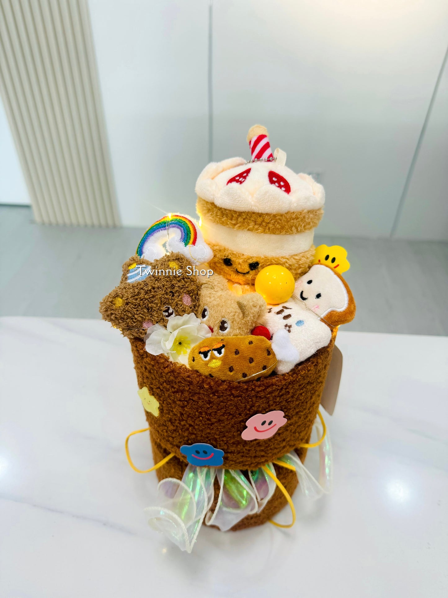 FW | Birthday cake flower bunch