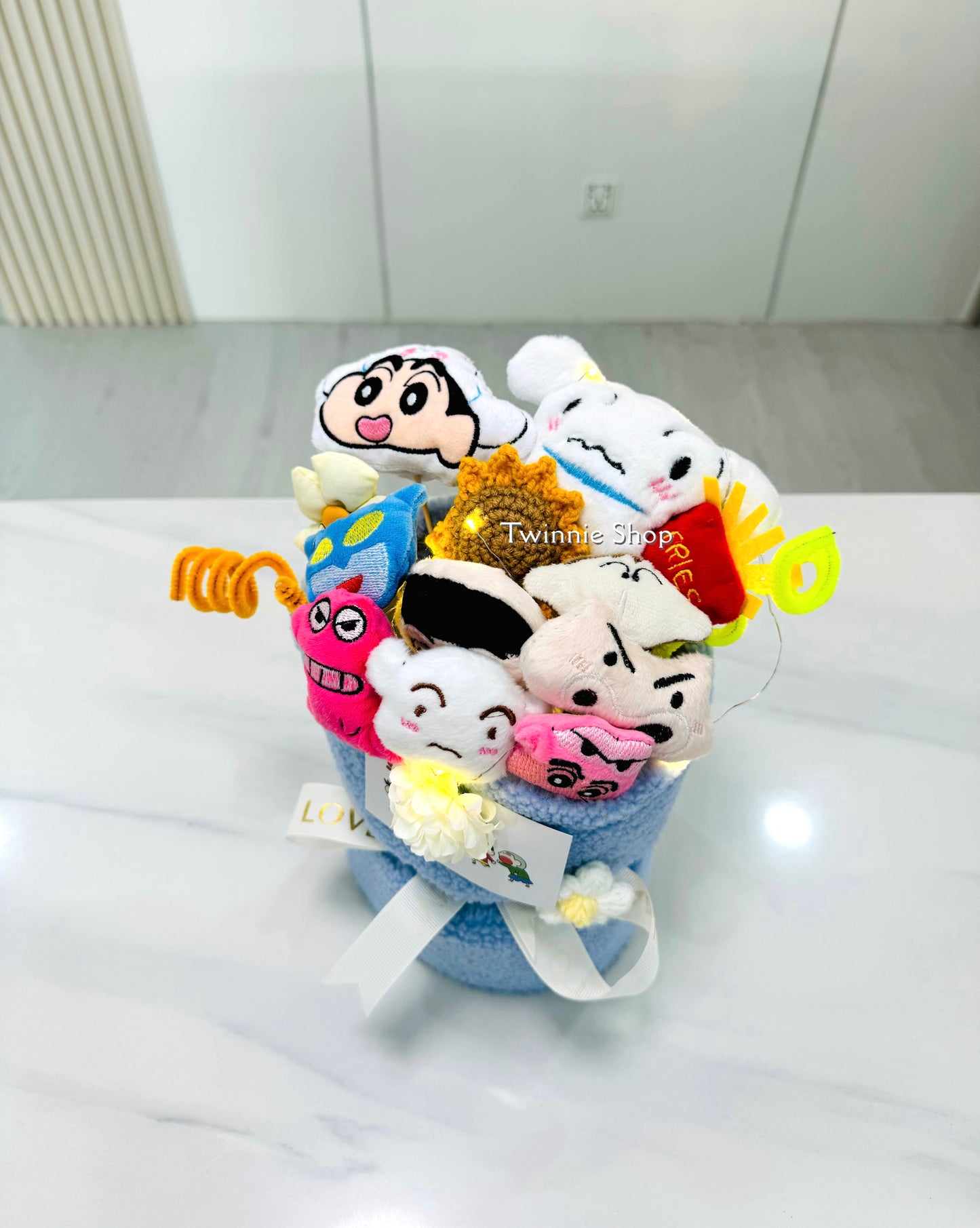 FW | ShinChan flower bunch
