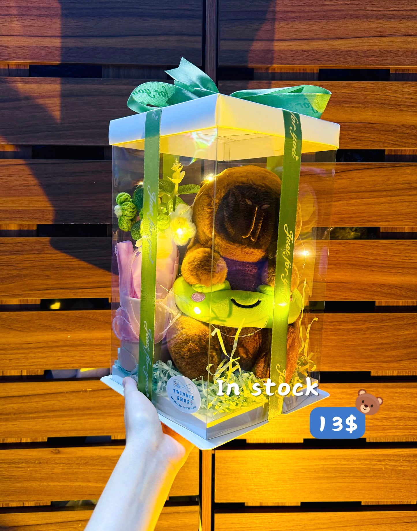 SRBFW | Capybara flower set