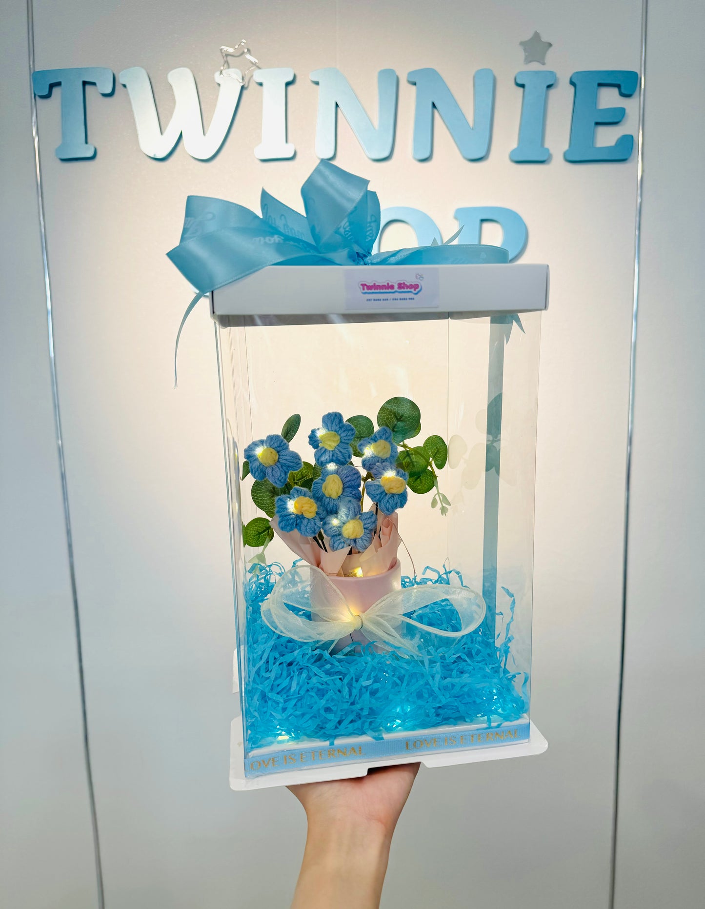 FWB | Blue Daisy gift box