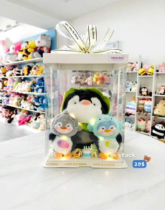 FML | Penguin family set