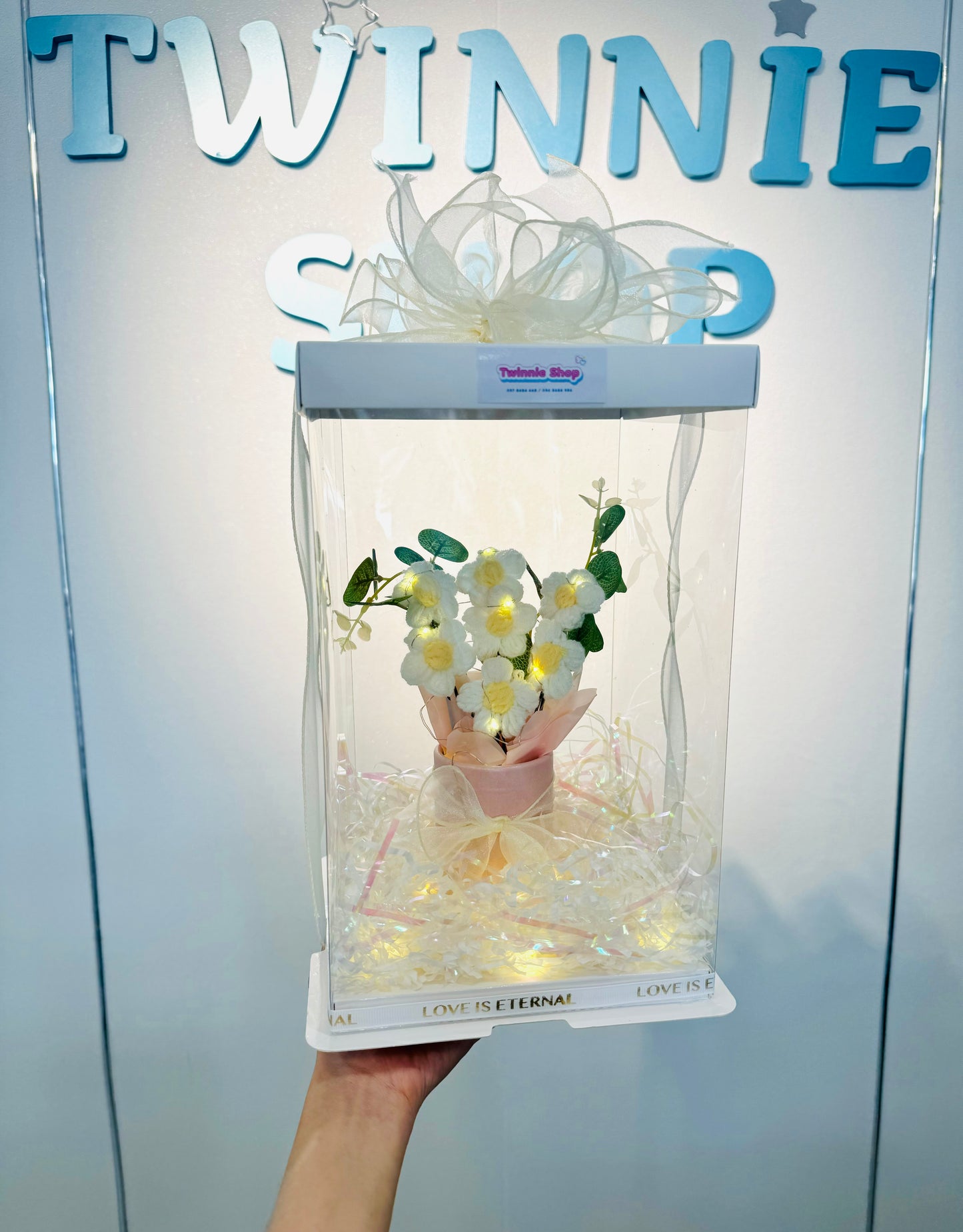 FWB | White Daisy gift box