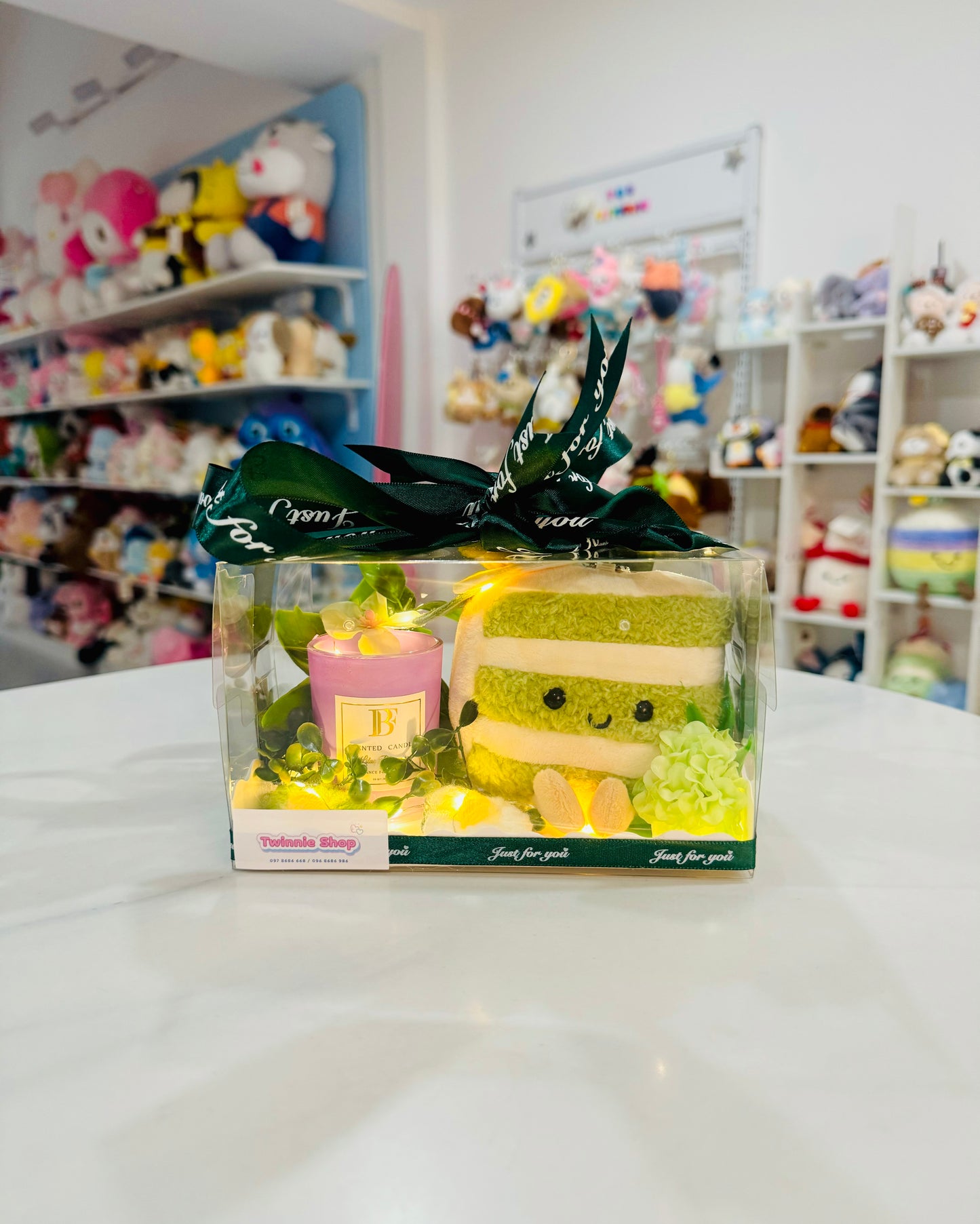 CD | Cake keychain candle set