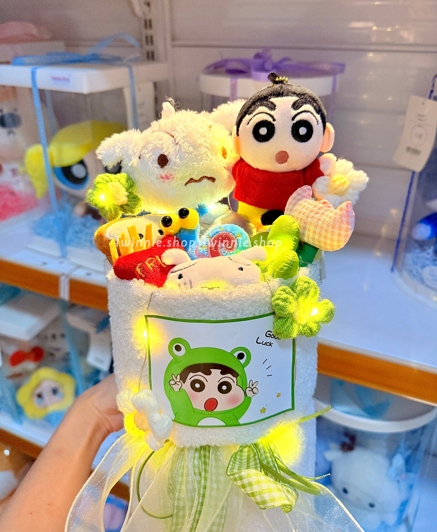 FW | White Shin Chan bunch