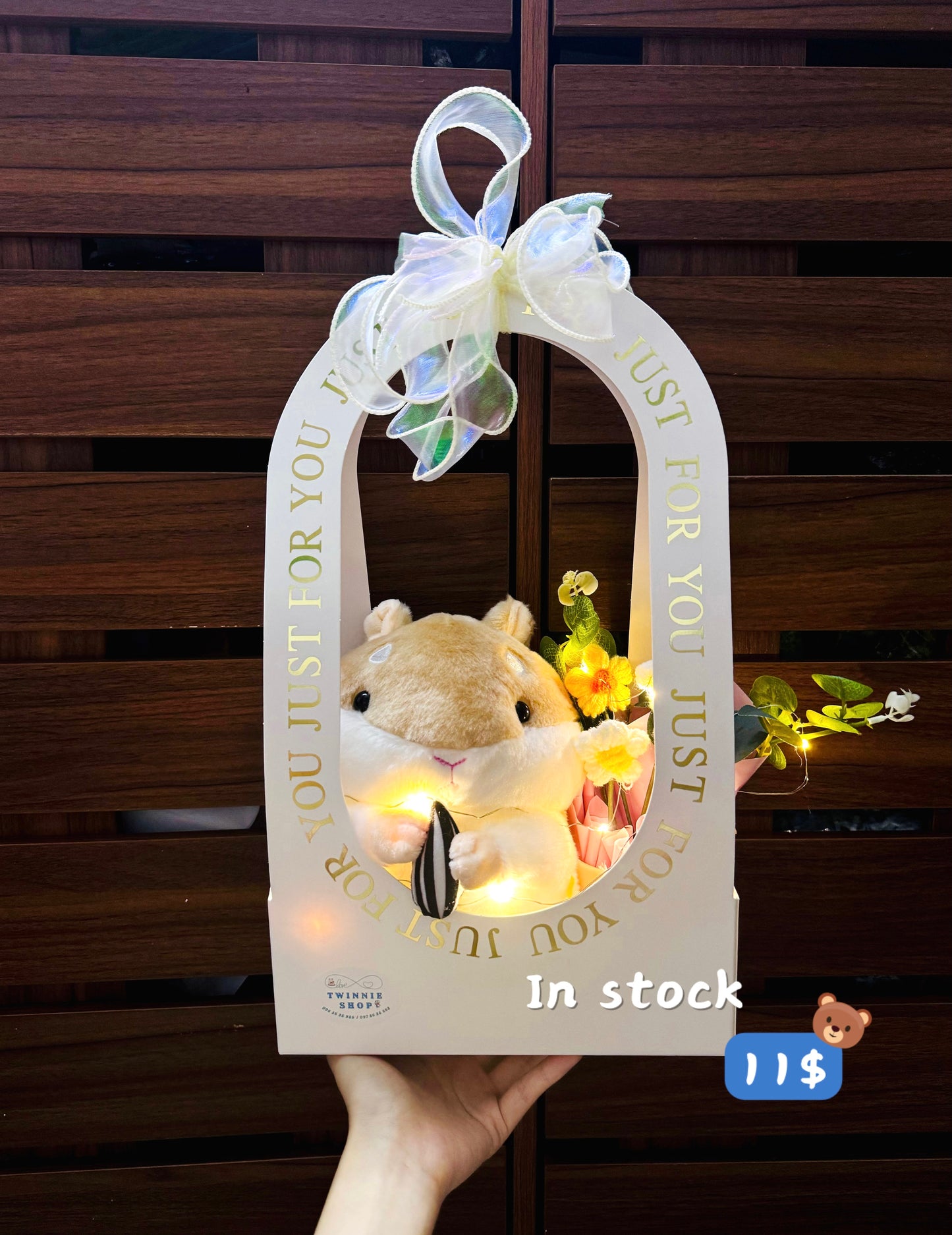 SRBFW | Hamster flower gift bag