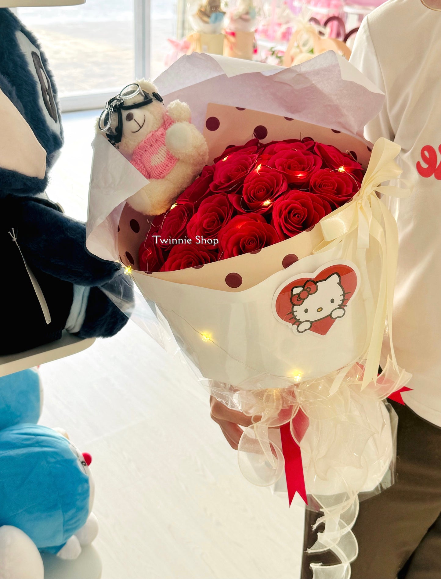 FW | Red rose kitty flower bunch